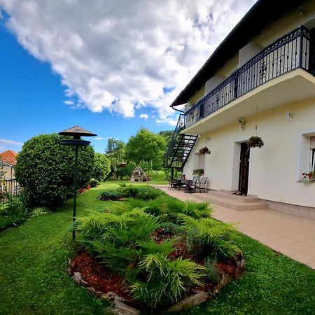 Apartments Ina Rogaska Slatina Exterior photo