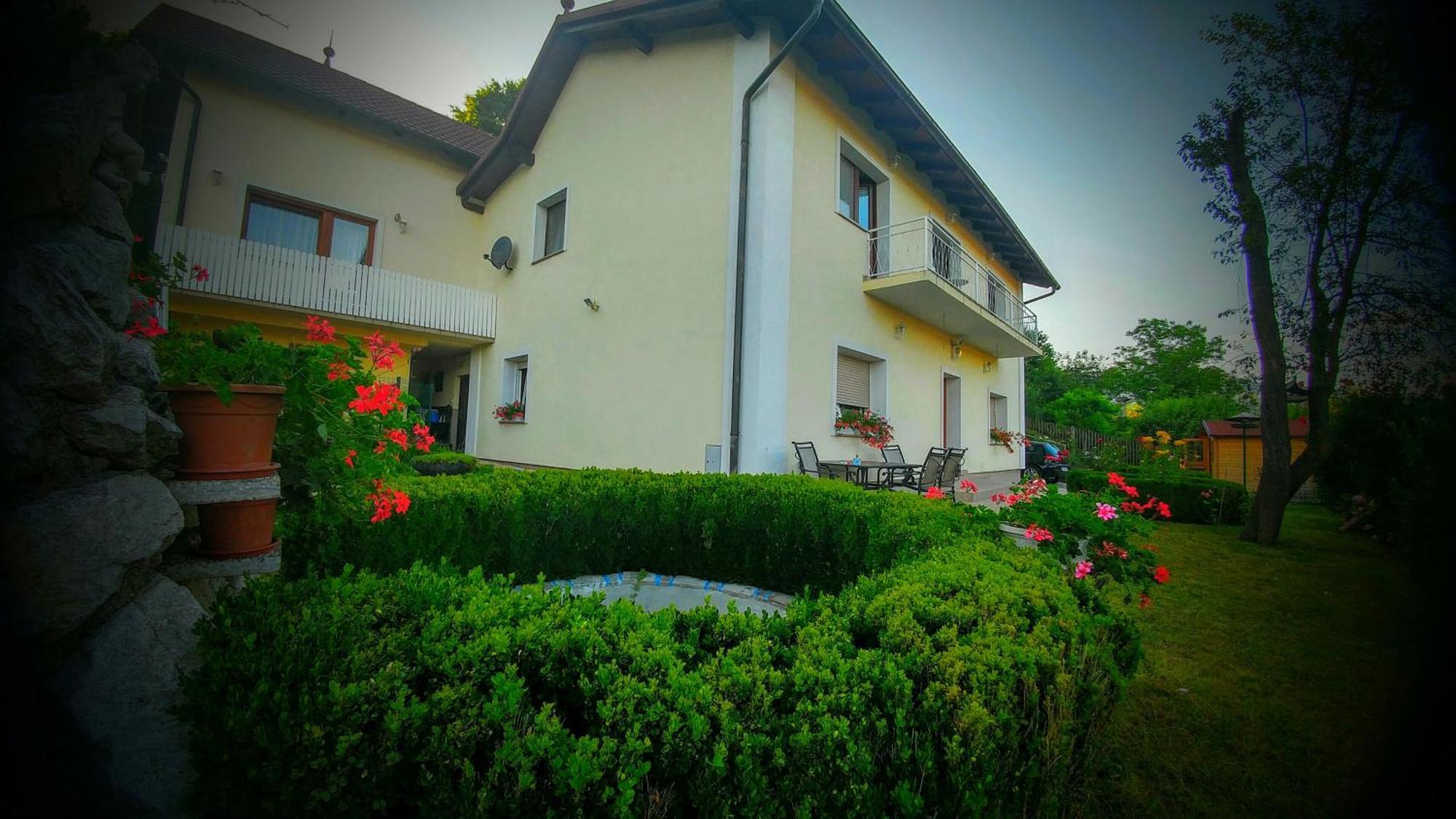 Apartments Ina Rogaska Slatina Exterior photo