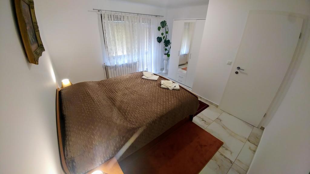 Apartments Ina Rogaska Slatina Exterior photo