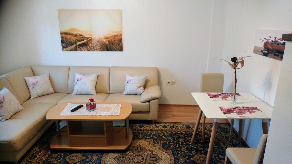 Apartments Ina Rogaska Slatina Exterior photo